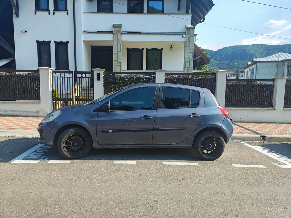 Vanzare Renault Clio 2008 1.4 benzina