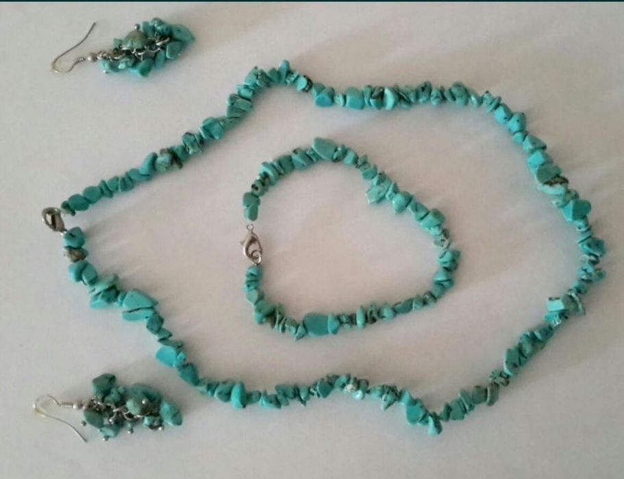 Комплект из бирюзы