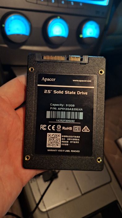 Продам SSD диск в хорошом состоянии