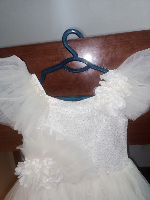 Qizalochalarimiz uchun kelin koʻylakcha