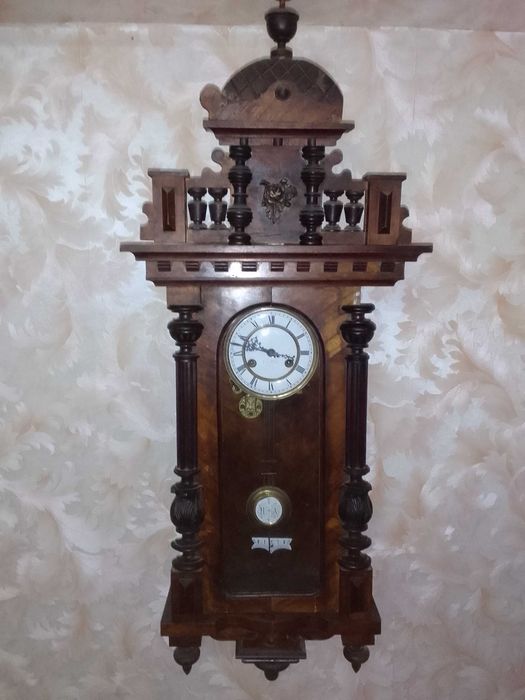 Часы старинные настенные Le Roy de Paris