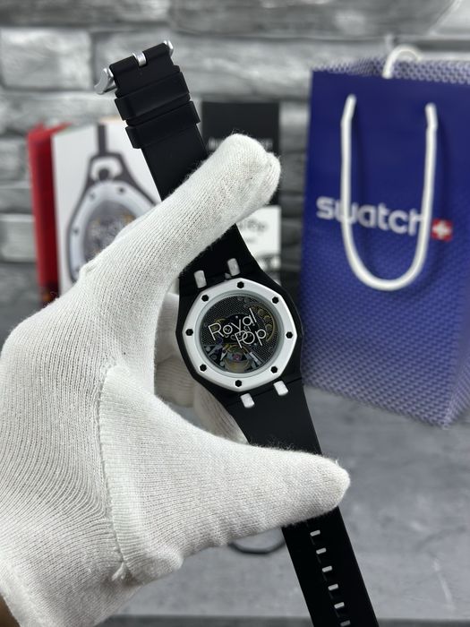 Ceas AP x Swatch Royal Pop “Ocho Negro”