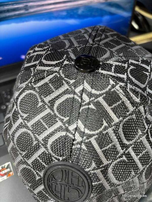 Каролина маркови шапки херрера carolina shapka lux