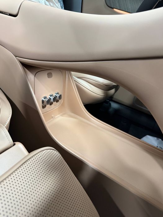 Leopmotor C11 2026 Restayling