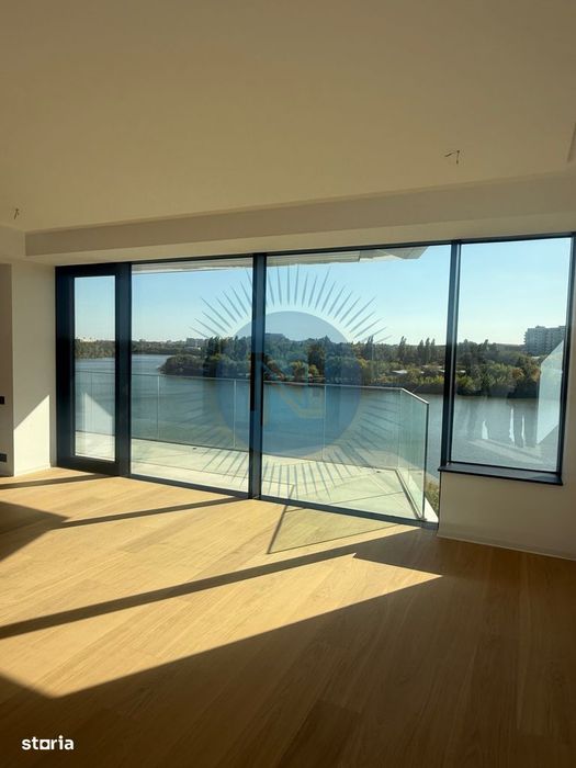 Apartament cu 4 camere vedere spre lac