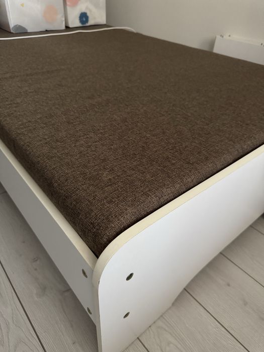 Односпальная кровать