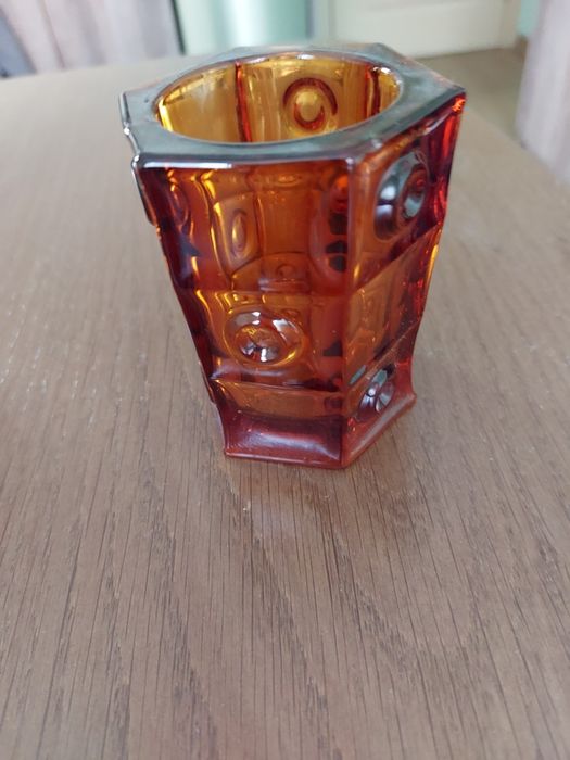Комплект от две вази и пепелник