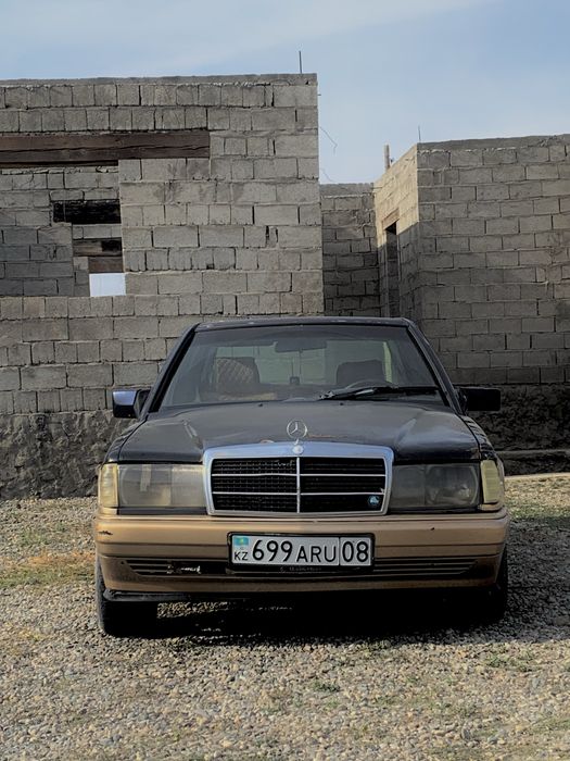 Мерседес  бенс 190