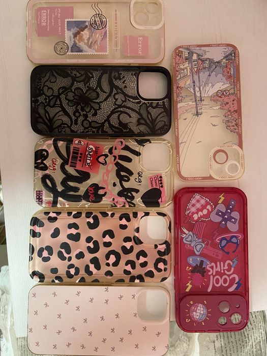 iPhone 13 256GB PINK - Stare impecabilă + 7 huse la pachet