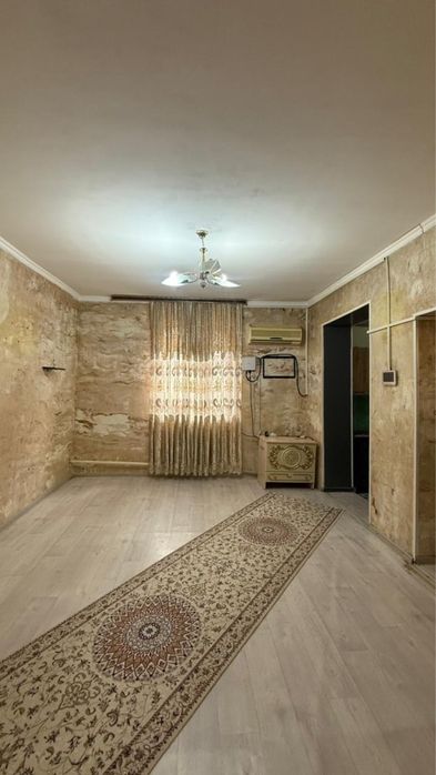 Орталық аймақтан 5 бөлмелі жер үй сатылады