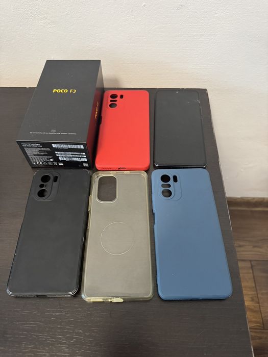 Смартфон POCO F3