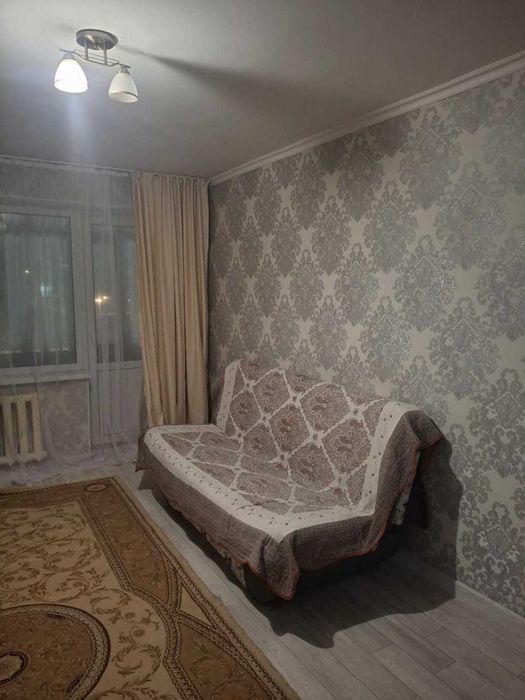 Диван б/у продается 30000 тг