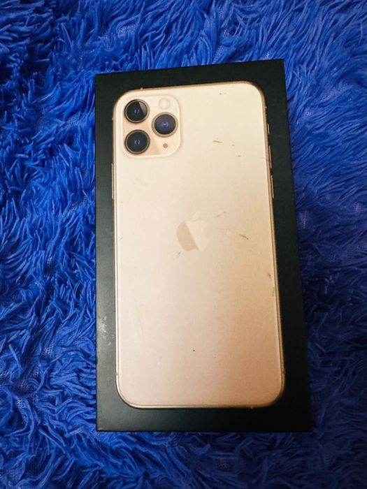 Iphone 11 pro в идеальном состояние