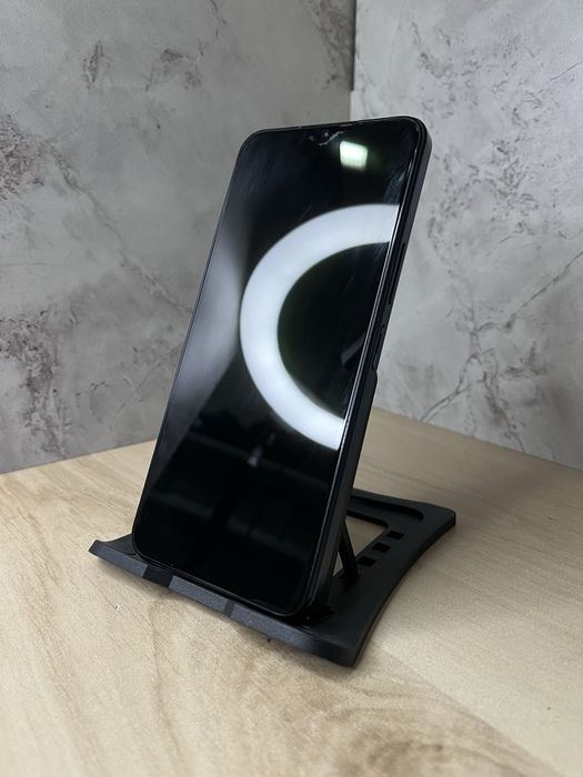 Телефон Виво Ү35/Vivo Y35