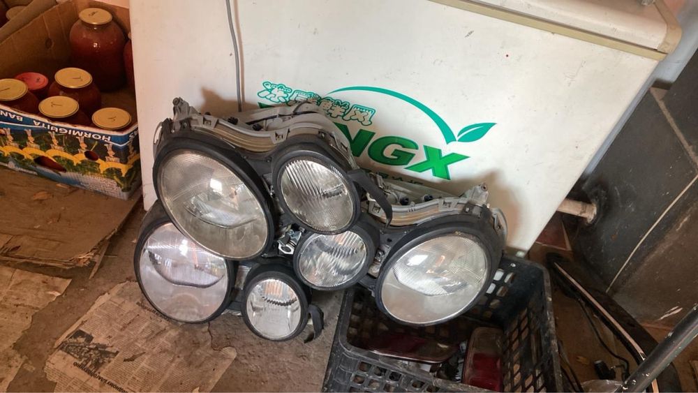 Фар мерседес 210