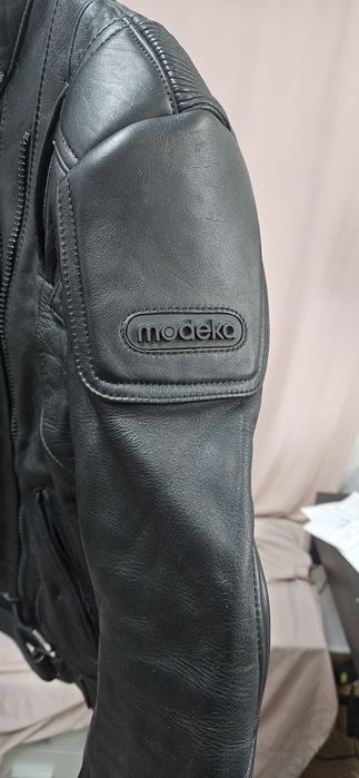 Geaca moto din piele 42