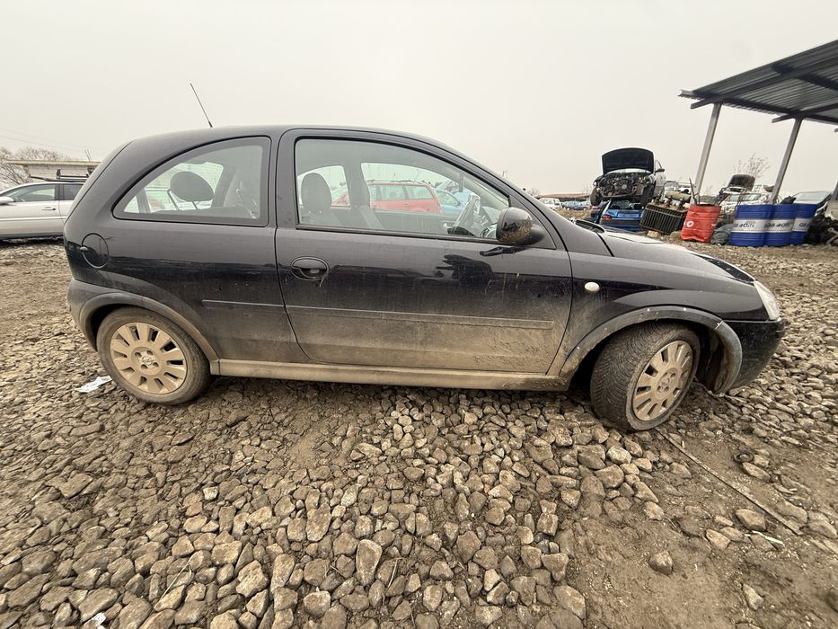 Opel Corsa C -1.2 16v -75ph .2005g на части