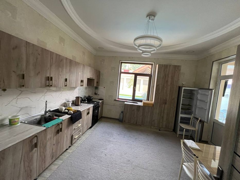 Продаётся дача в чарваке.