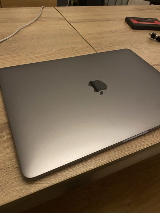 Mac book pro като нов