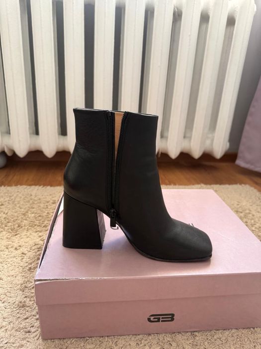 Ботильоны кожанные Италия