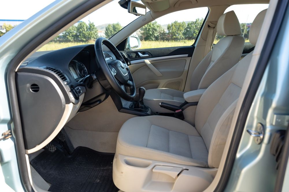Vând skoda octavia2.0 tdi