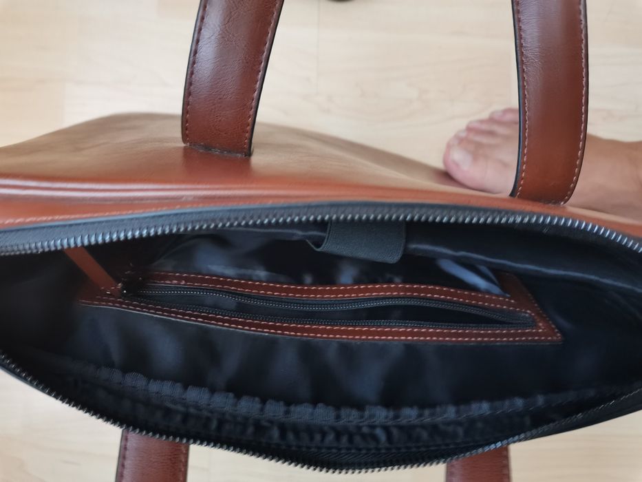 Geanta  pt calculator