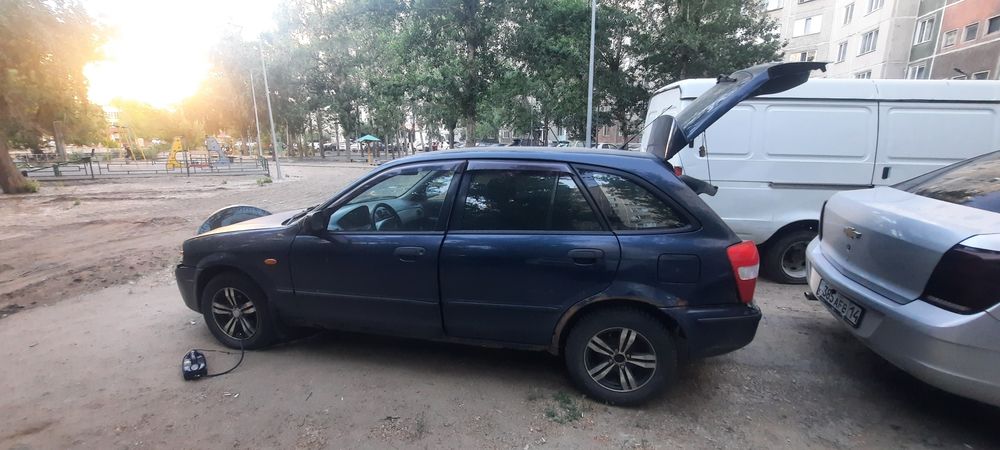 Продам мазда 323 bj