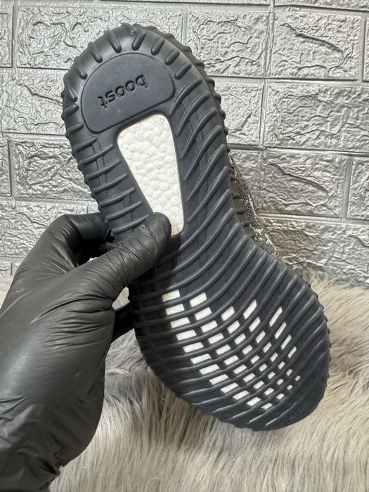 Yeezy 350 v2 MX Dark Salt Pk Premium