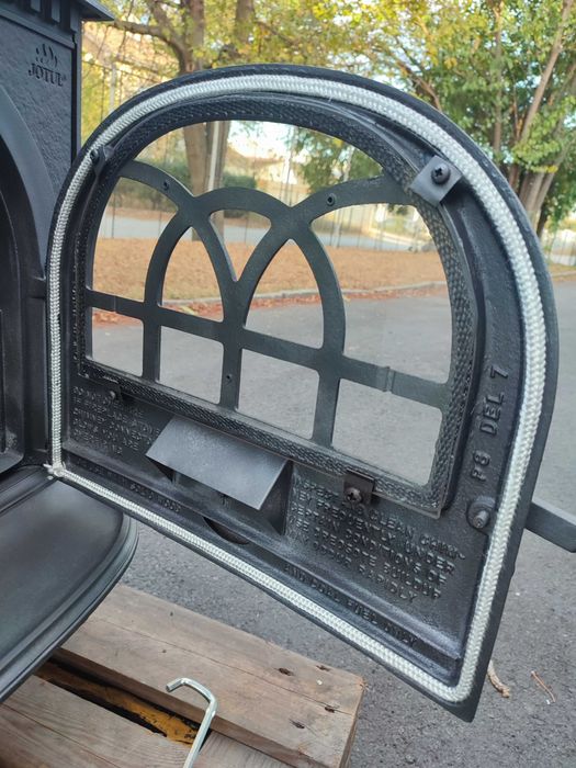 Норвежка чугунена камина Jotul 8 печка на дърва