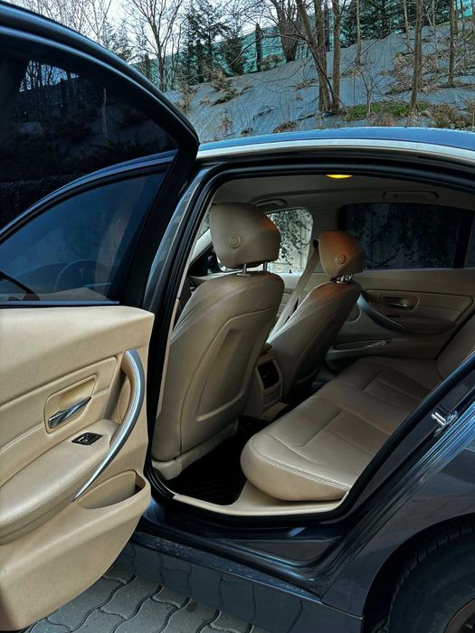 BMW 320d EfficientDynamics 2014 163 CP - Navi - Piele bej - Senzori