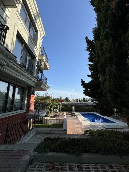 Дава се под наем Двустаен апартамент в Варна, м-т Евксиноград - 70 кв.м за 750 € - Снимка #1