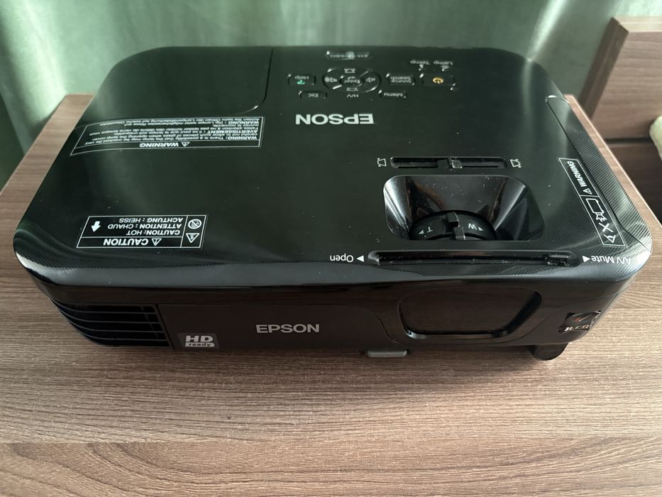 LCD проектор Epson EH-TW480