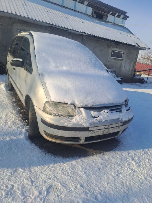 Vând Sharan motor 1,9