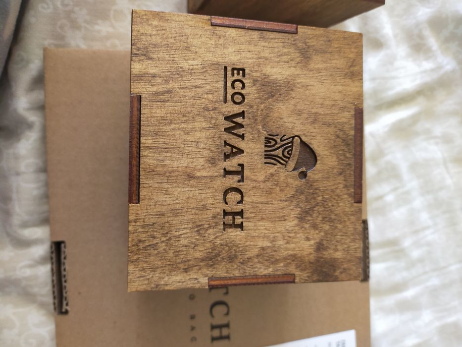 Продаю мужские часы