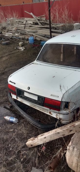 Продам на запчасти Волга