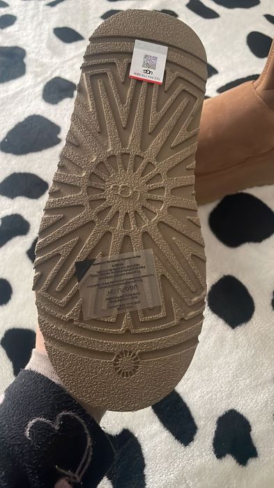 UGG Dipper. Noi! Originale . Mărimea 39