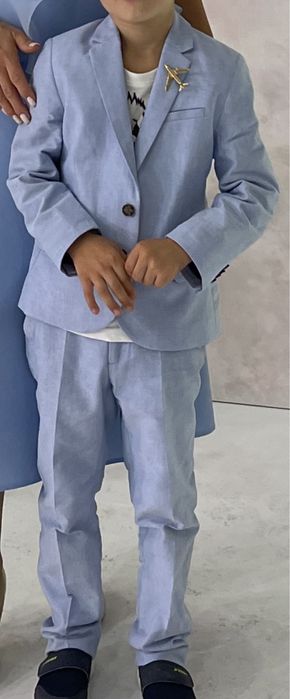 Костюм для мальчика. Качество отличное . НМ