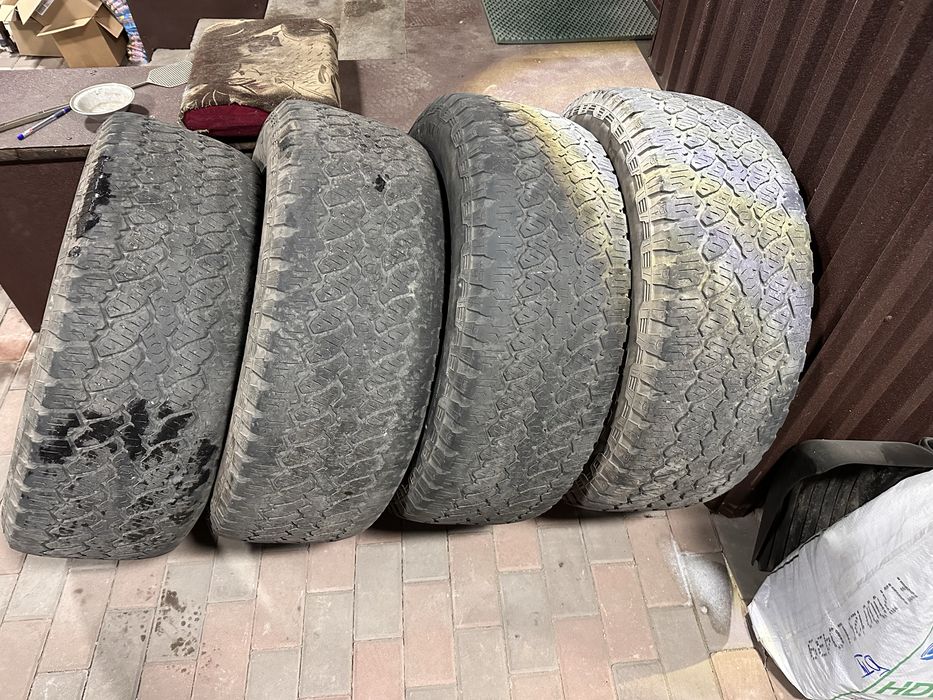Продам онзину 275/60/20