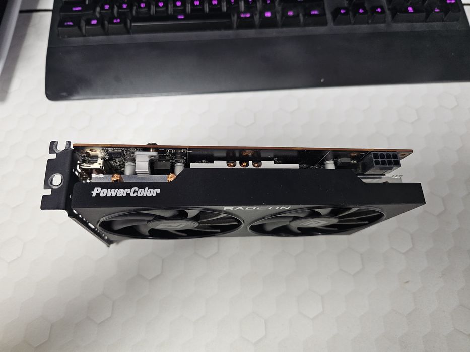 Placa video Radeon RX 6600