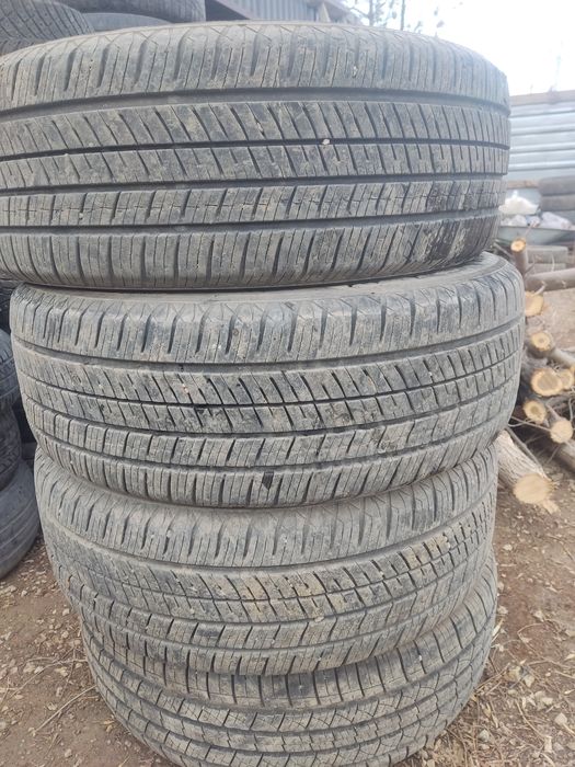 Продам шины Якохома 225/60r18.