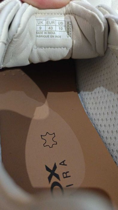 Бели ниски маратонки geox