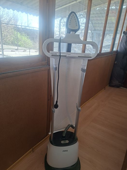 Продам отпариватель .