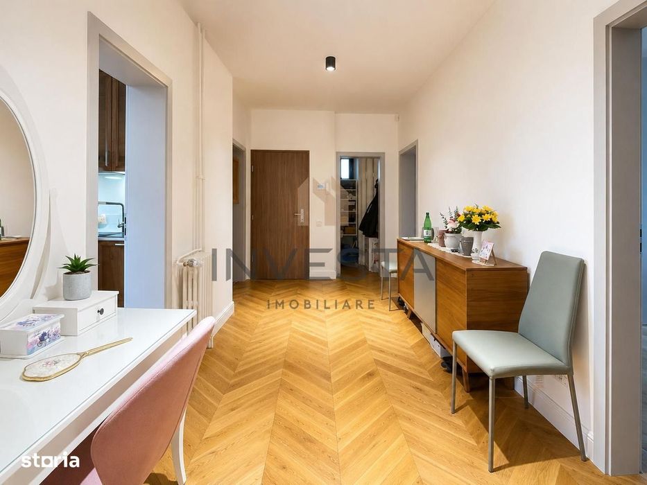 Apartament 4 camere de inchiriat + garaj, zona Centrala