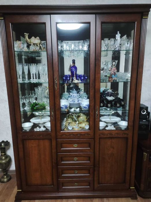 Продам мебель гостиной