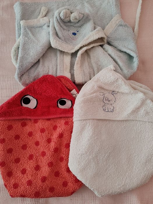 Бебешки спални комплекти, кърпи, завивки, лигавници  Обща цена 50 лв