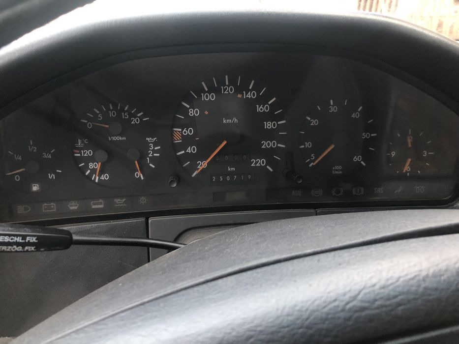 Продавам мерцедес w 140 на части