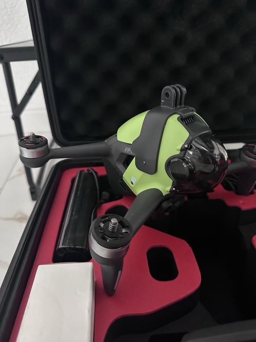 DJi FPV Fly more combo