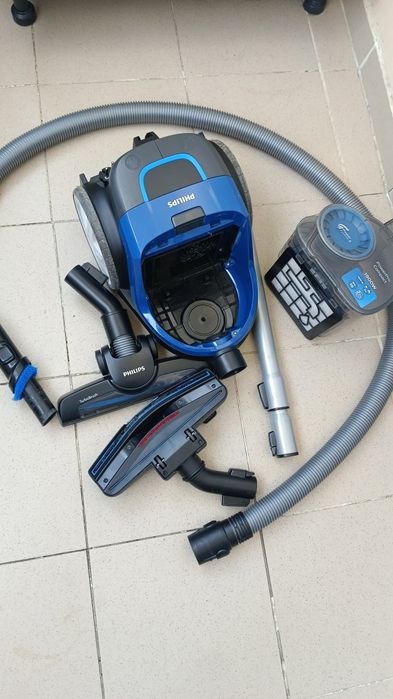 Пылесос Philips 1900w