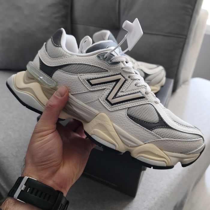 New Balance 9060 “Grey Days” 42-44