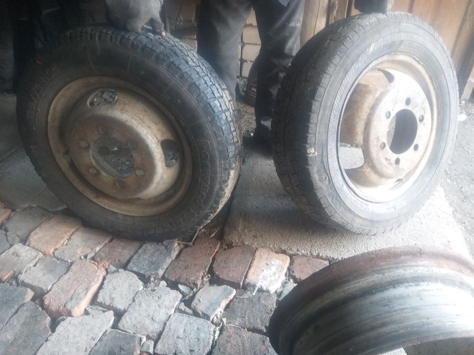 Продам колеса на газель